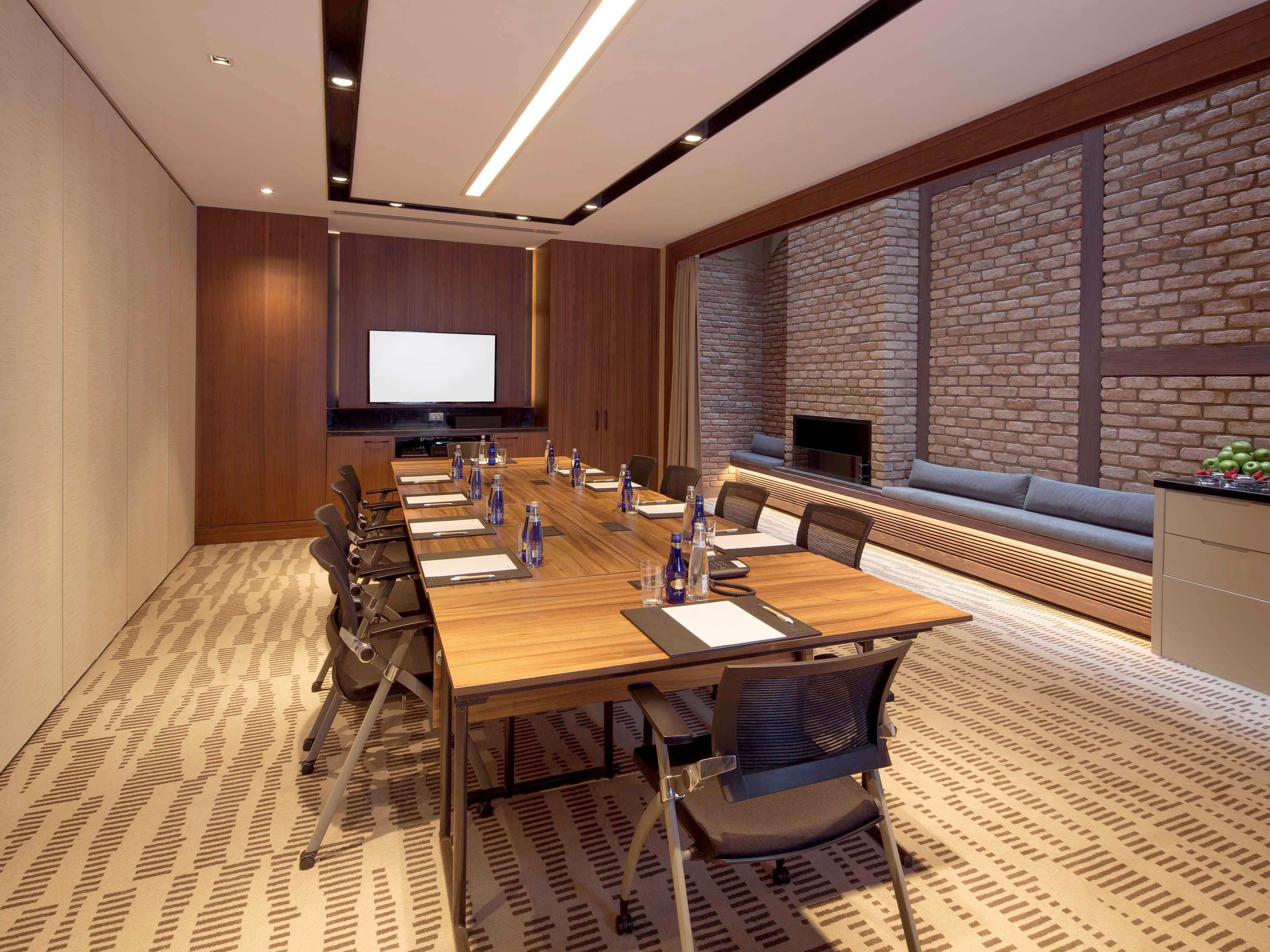 뫼벤픽 이스탄불 호텔 골든 혼 외부 사진 Meeting room