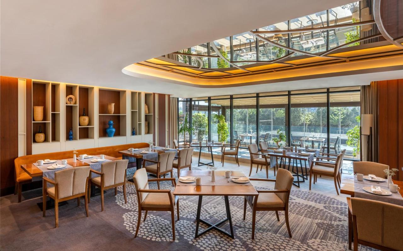 뫼벤픽 이스탄불 호텔 골든 혼 외부 사진 The restaurant